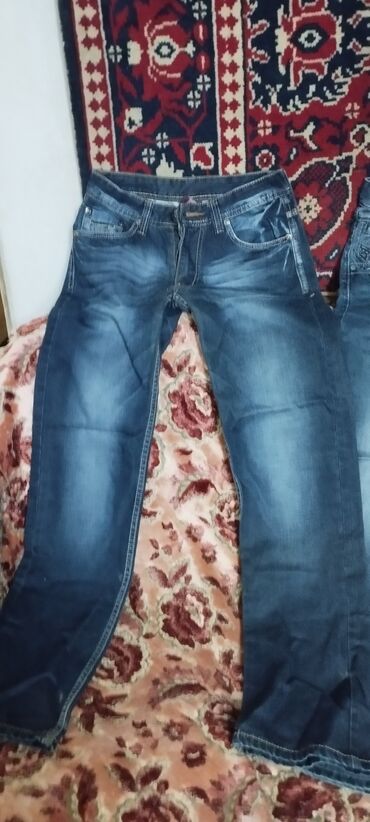 Джинсы: Набор мужских брюк и джинсов: 1) Классические брюки, светло‑серые - — 11