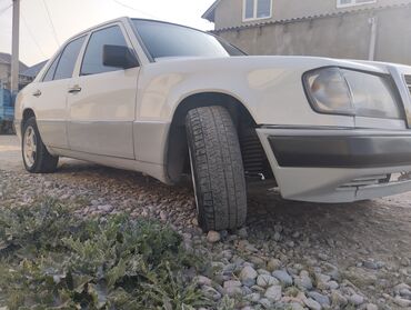 мерседес бенз а: Mercedes-Benz W124: 1991 г., 2 л, Механика, Бензин, Седан