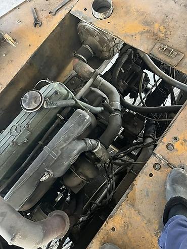 Транспорт: Экскаватор, Komatsu, Гусеничный — 8
