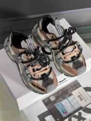 Women's Sneakers and athletic shoes: 41 — 12