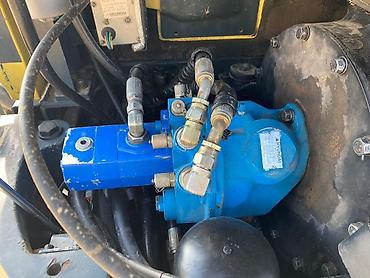 Экскаваторы: Экскаватор, 2010 г., Колесный — 13