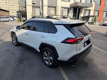 американцы: Toyota RAV4: 2019 г., 2.5 л, Вариатор, Гибрид, Кроссовер — 4