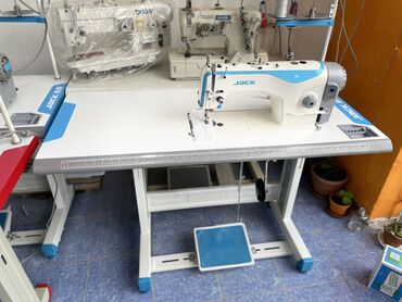 швейных машинки: Швейная машина Jack