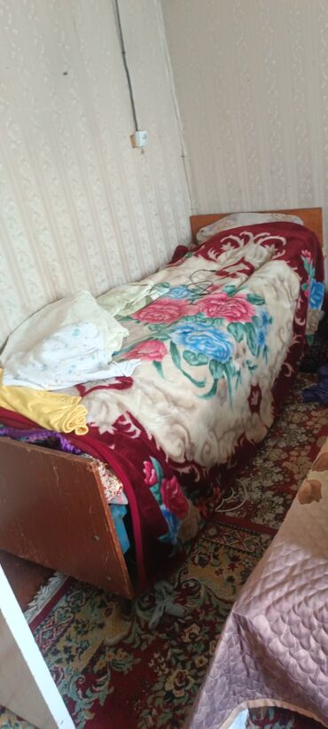 бу мебель для дома: Кровать