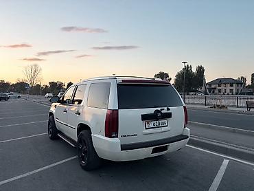 cadillac: Cadillac Escalade: 2007 г., 6.2 л, Автомат, Газ, Внедорожник — 8