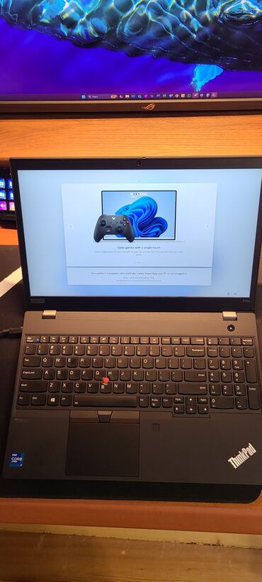 планшеть: Ноутбук, Lenovo, 16 ГБ ОЭТ, Intel Core i7, 15.6 ", Колдонулган, Татаал эмес тапшырмалар үчүн, эс тутум NVMe SSD