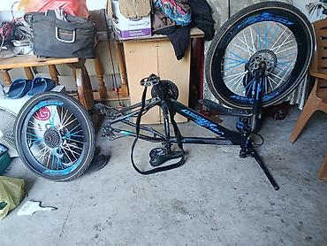velosiped sadə: 24 lük problemi yoxdur sadəcə təkəri patlaxdı sadece kamera patirişka — 2