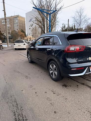 Kia: Kia Niro: 2017 г., 1.6 л, Робот, Гибрид, Кроссовер — 6