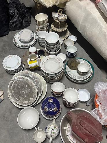 Другие товары для дома: Продаю посуду тарелки по 50-100 сом Кесе 100 белые 150 оранжевые — 6