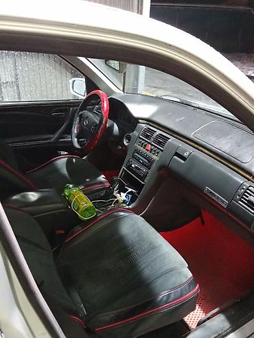 Mercedes-Benz: Mercedes-Benz E-Class: 2000 г., 2 л, Механика, Бензин, Седан — 11