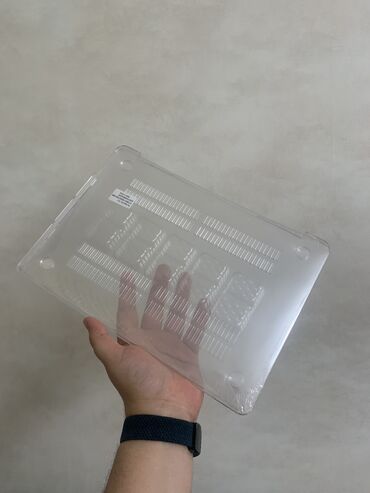 пластиковый чехол для ноутбука: Продаю прочный пластиковый кейс для MacBook Pro 13.3 дюйма — ваш