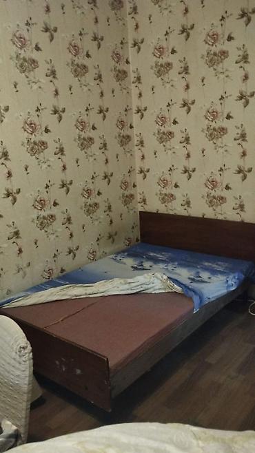 Çarpayılar: Taxta iki nəfərlik çarpayı və döşək 190x130 ünvan 4cu mikrorayon - — 2