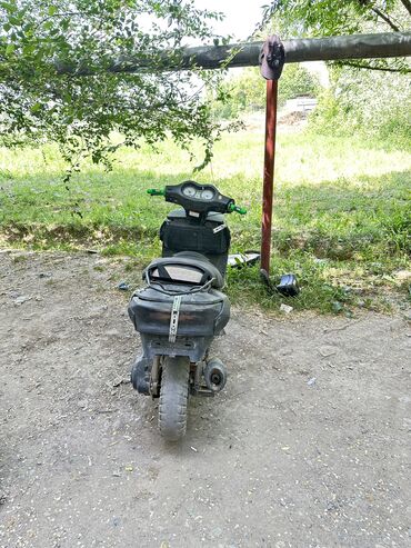 Скутеры: Скутер 150 куб. см, Бензин, Б/у