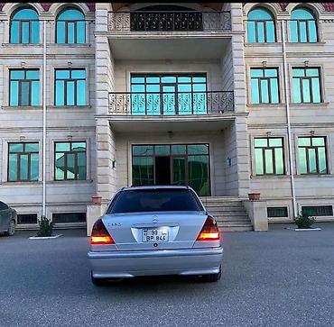 4 goz mercedes 3 2: Mercedes-Benz sedan (W202 C-sinfi) - Kuzov: 4 qapılı sedan, gümüşü — 5