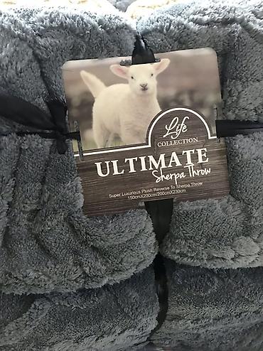 Одеяла и пледы: Плед, Новый, Все сезоны, Двусторонний, Плюшевый — 52