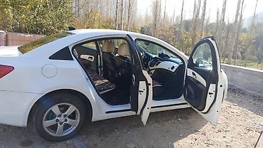 forester 2004: Chevrolet Cruze: 2009 г., 1.6 л, Автомат, Бензин, Седан — 5