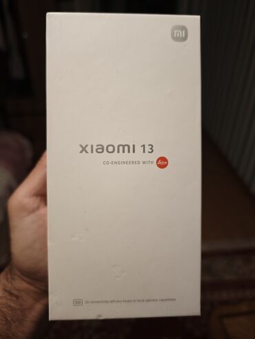 ucuz telfon: Xiaomi 13, 256 GB, rəng - Qara