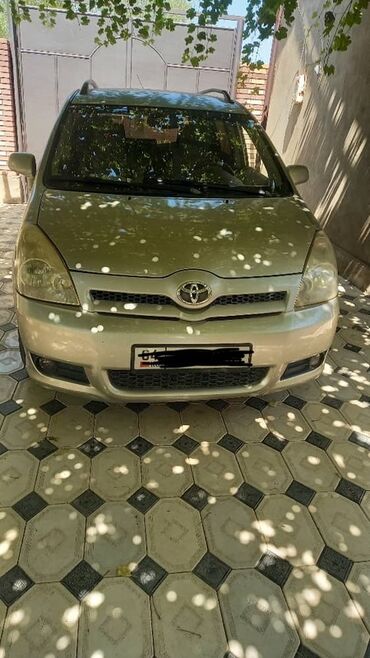 купить запчасти на опель вектра б: Компактный минивэн Toyota Corolla Verso серебристого цвета