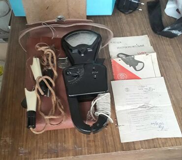 multimetr qiymeti: Elektrik testeri satılır.SSRİ 1965 il.
Продаются электрические клещи