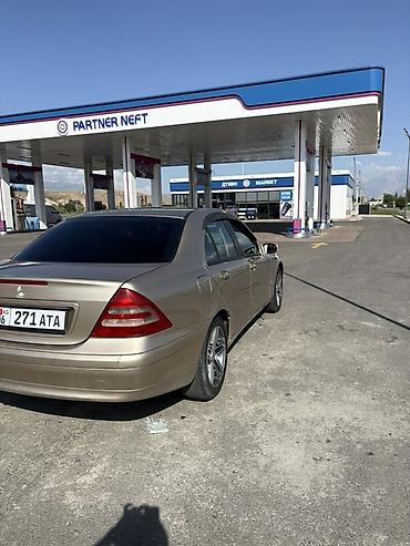 Mercedes-Benz C-Class: 2000 г., 2 л, Автомат, Бензин, Седан — 4