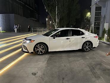 ls lexus: Toyota Camry: 2020 г., 2.5 л, Автомат, Бензин, Седан — 4