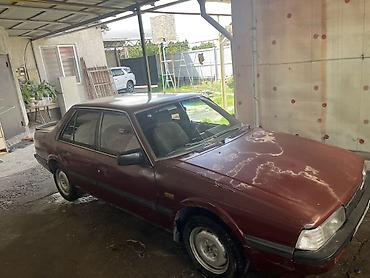 626: Mazda 626: 1987 г., 2 л, Бензин, Седан — 5