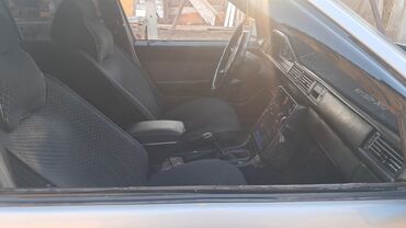 Mercedes-Benz: Mercedes-Benz : 1999 г., 2.3 л, Механика, Бензин, Седан — 12