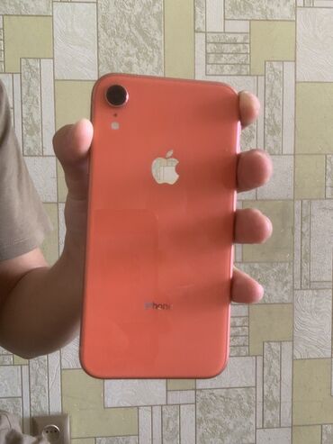 Apple iPhone: IPhone Xr, Б/у, 128 ГБ, Коралловый, Чехол, 76 %