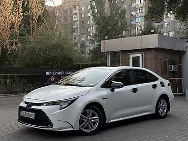 Toyota Levin: 2019 г., 1.8 л, Автомат, Гибрид, Седан