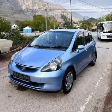 авто расрочку бишкек: Honda Fit: 2001 г., 1.3 л, Вариатор, Бензин