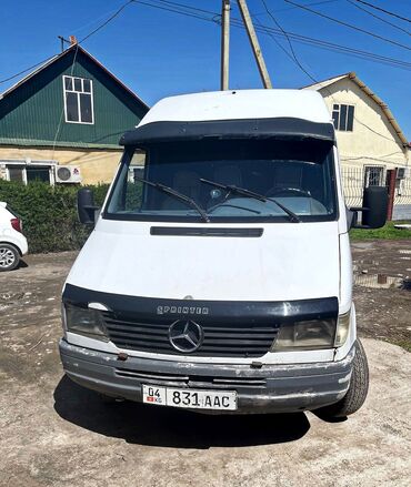 рекс спринтер пассажир: Белый фургон Mercedes-Benz Sprinter с высоким кузовом, предназначенный