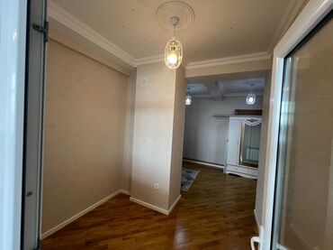 Yeni tikili: 8-ci mikrorayon, 3 otaqlı, Yeni tikili, 96 kv. m — 1