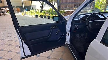 bud e9: Mercedes-Benz E-Class: 1988 г., 2 л, Механика, Бензин, Седан — 5