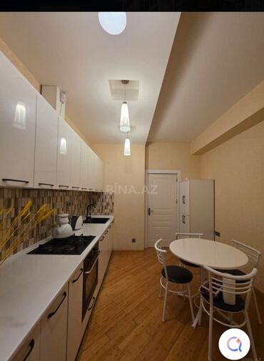 Uzunmüddətli kirayə mənzillər: Mənzil – 2 otaq, zövqlə təmirli və mebellə təchiz olunmuş — 12