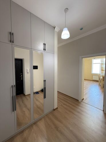 Uzunmüddətli kirayə mənzillər: Sumqayıt şəhəri bulvarı mida 4 otaq 16/8 çi mertebesi denize — 15