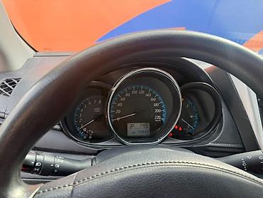 Toyota: Toyota Yaris: 2019 г., 1.5 л, Робот, Бензин, Хэтчбэк — 10