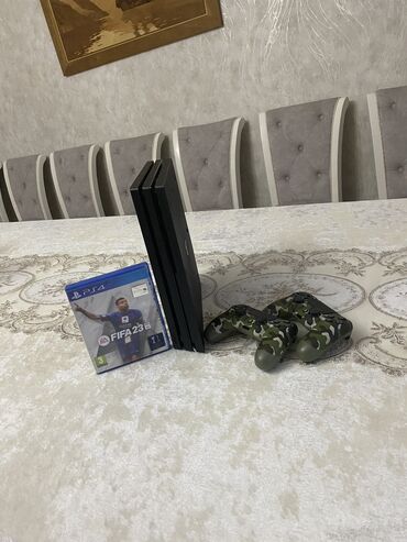 sony 4 pro: PlayStation 4 pro
В рабочем состоянии не греется