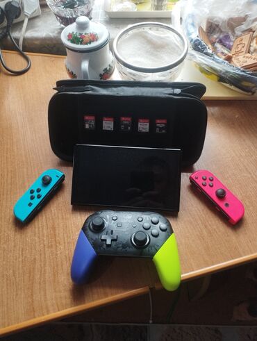 Nintendo Switch: Продаю Nintendo switch Oled. в отличном состоянии, в комплекте есть