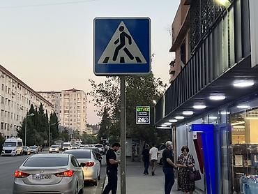 neftcilər ev: Yeni tikili binanın 17-4 mertebesinde 2 otaqlı 78.kv.m menzil satılır — 5
