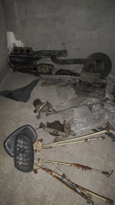 Digər avtomobil ehtiyat hissələri: UAZ klassik off-road avtomobili üçün ehtiyat hissələri paketi Tərkib — 14