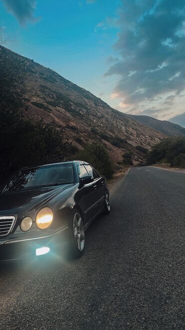 расрочкага машина алам: Mercedes-Benz E-Class: 2001 г., 4.3 л, Автомат, Бензин, Седан