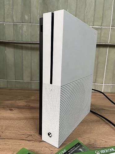 Xbox 360: Xbox One S 1TB (1 ТБ) + 3 игры в подарок 🎮 Цена: 15 000 сом — 3