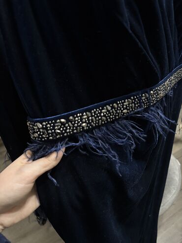 Ziyafət donları: 1 defe toya geinilib, baxa alinib olchu 40-42 — 6