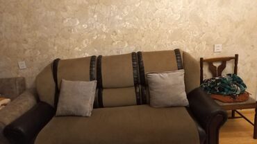 куплю старые ковры: Диван, Диван