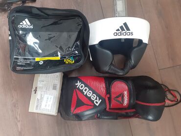 �������������������� ���������������� ������������ в Кыргызстан | ПЕРЧАТКИ: Продаётся оригинальные боксёрские перчатки reebok 12 Oz и шлем размер