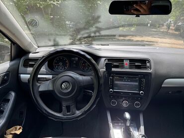 tayota runx: Volkswagen Jetta: 2012 г., 1.8 л, Типтроник, Бензин, Седан