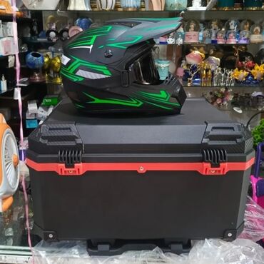 Moto dəbilqələr: Moto Baqajlar hamısı 35-azn Həftəsonu endirimi Müxtəlif rəngləri var — 7