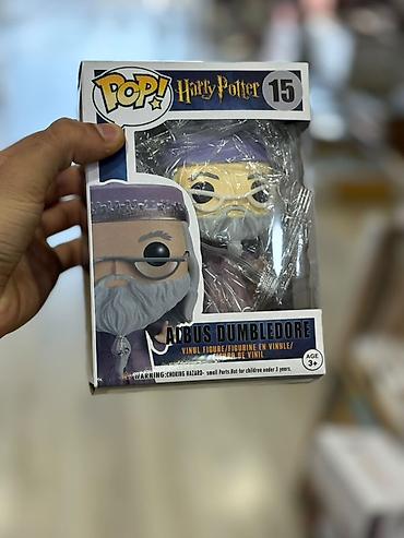 Oyuncaq fiqurlar: Məhsul: Funko Pop! Harry Potter seriyasından vinil fiqurlar Təsvir: - — 1