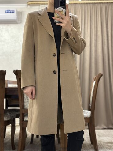 пальто м: Пальто Max Mara Оригинал! В отличном состоянии Кашемир 100% Размер М