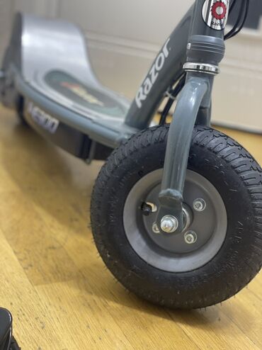 Elektrikli samokatlar: Razor elektrikli skuter tecili satilir ! real aliciya endrim olunacaq -da lalafo.az — 12 Elektrikli samokatlar: Razor elektrikli skuter tecili satilir ! real aliciya endrim olunacaq — 12